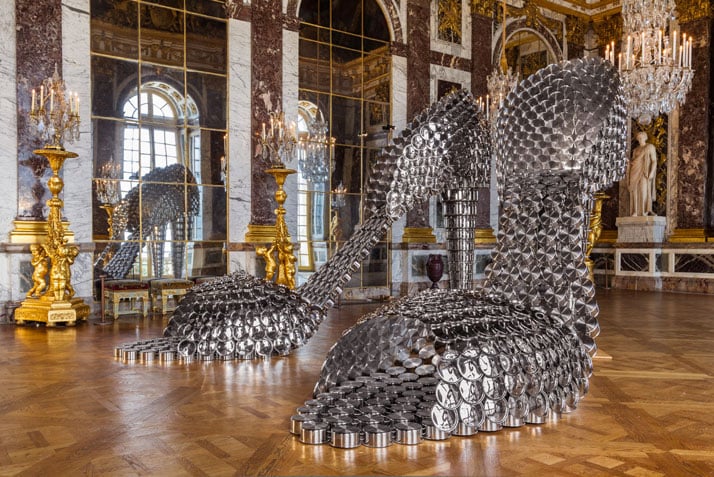 Joana Vasconcelos, Marilyn, 2009.Stainless steel pans and lids, concrete.(2x) 297 x 155 x 410 cm.Private collectionWork produced with the support of Silampos.photo © Joana Vasconcelos.