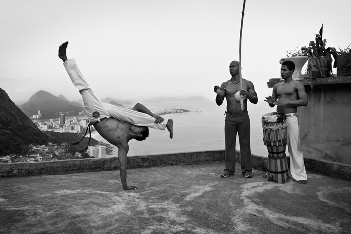 Capoeira, Vidigal, Rio de Janeiro, 2012. Photo © Olaf Heine.
