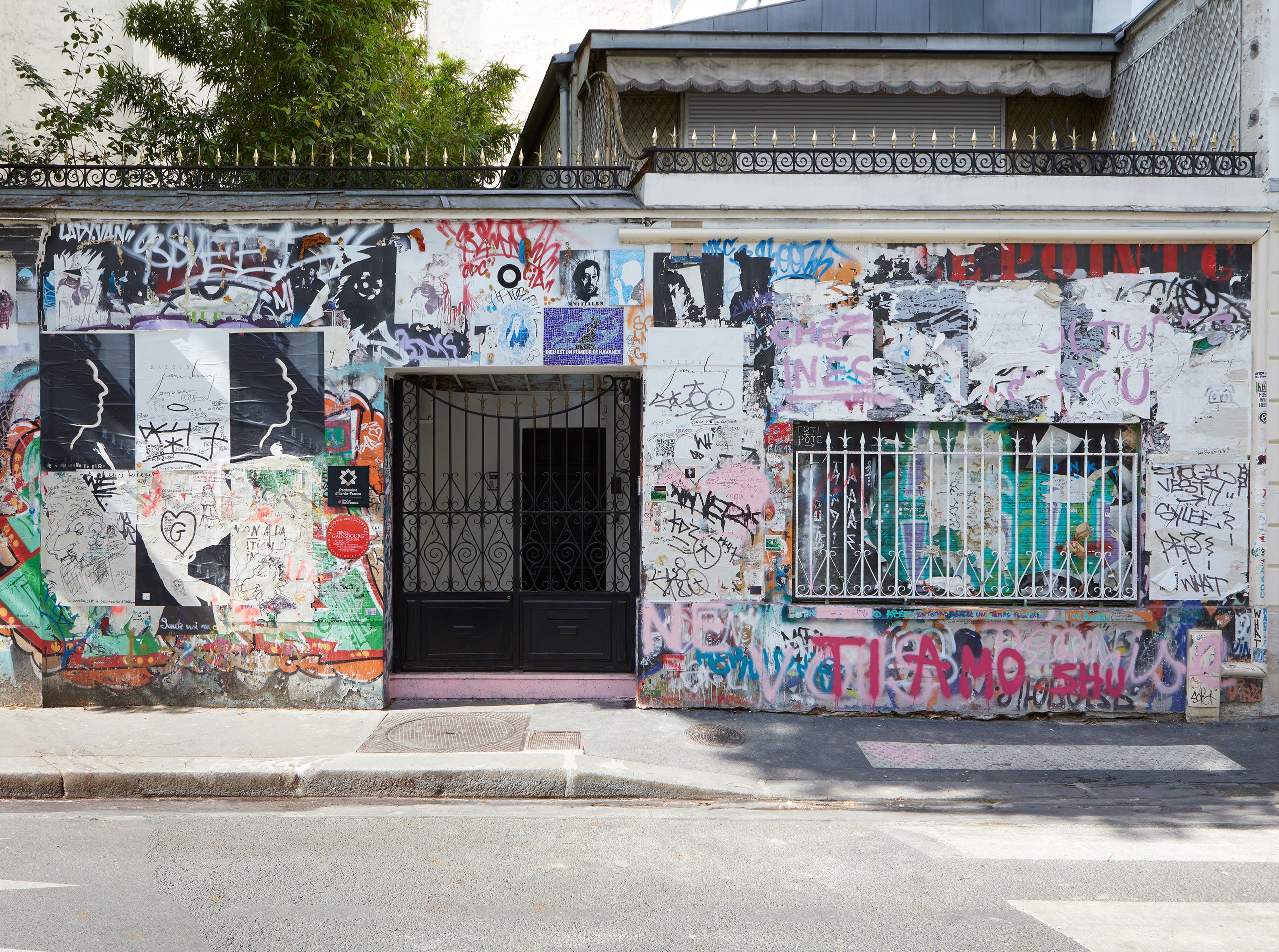 The exterior of Serge Gainsbourg’s former home in Paris. Photography by Alexis Raimbault. Courtesy of Maison Gainsbourg.