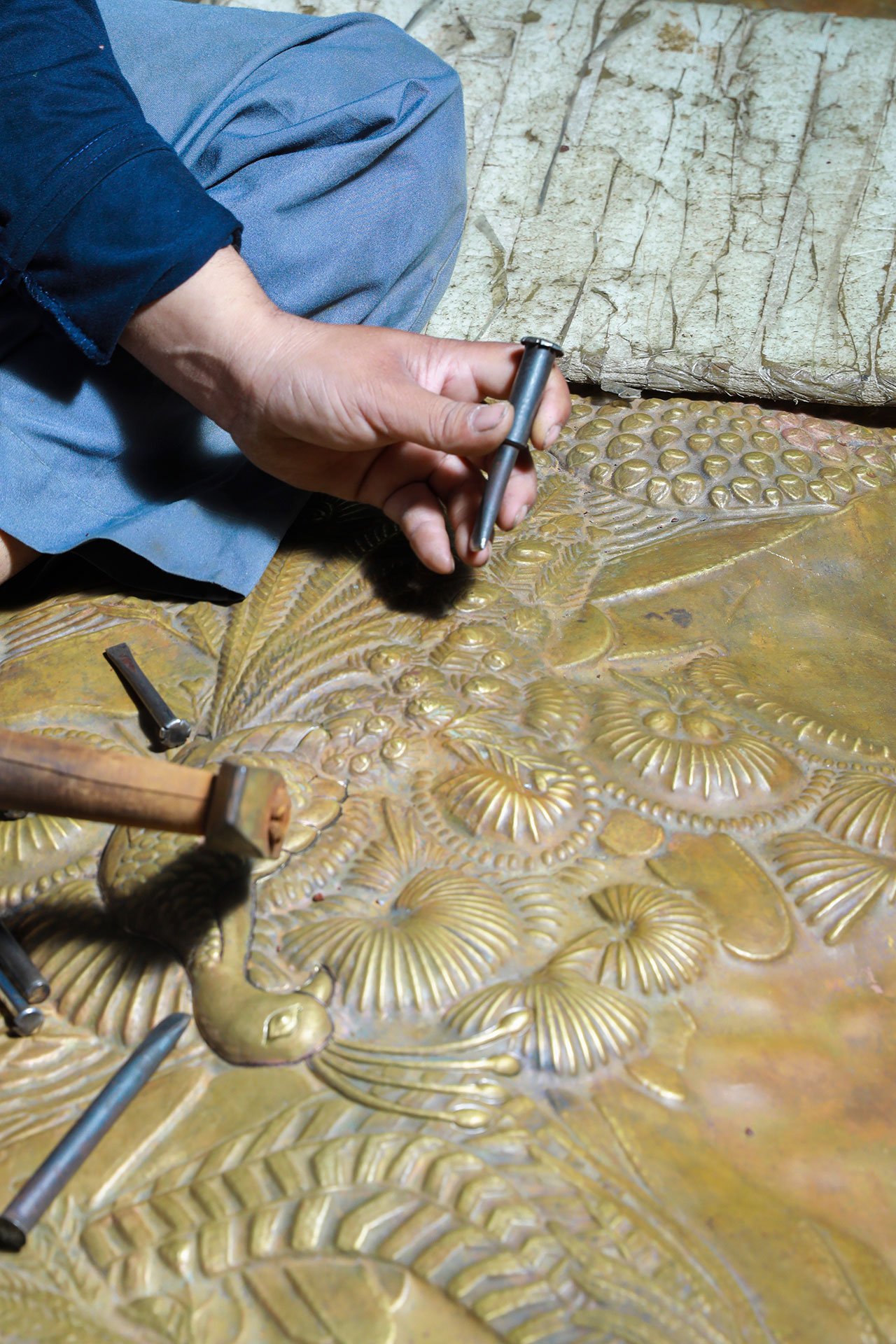 Artisans at work at Vikram Goyal Studio in New Delhi.
Courtesy of Vikram Goyal.