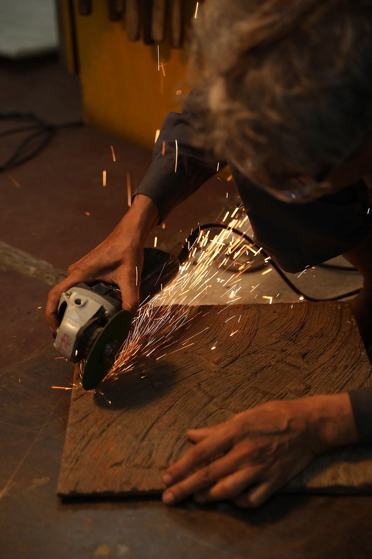 Artisans at work at Vikram Goyal Studio in New Delhi.
Courtesy of Vikram Goyal.