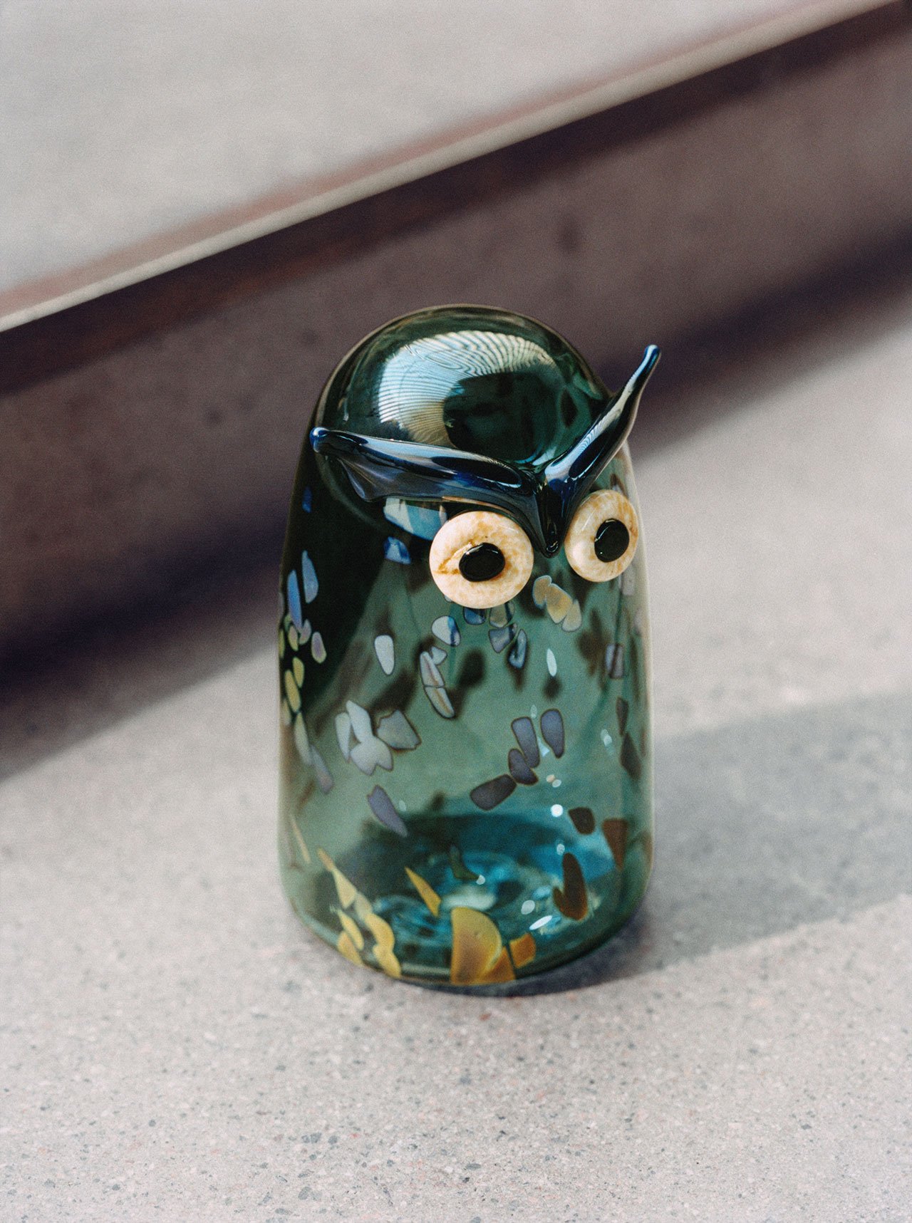 Iittala, Birds by Toikka collection.
Long-eared Owl in pine green designed by Oiva Toikka.