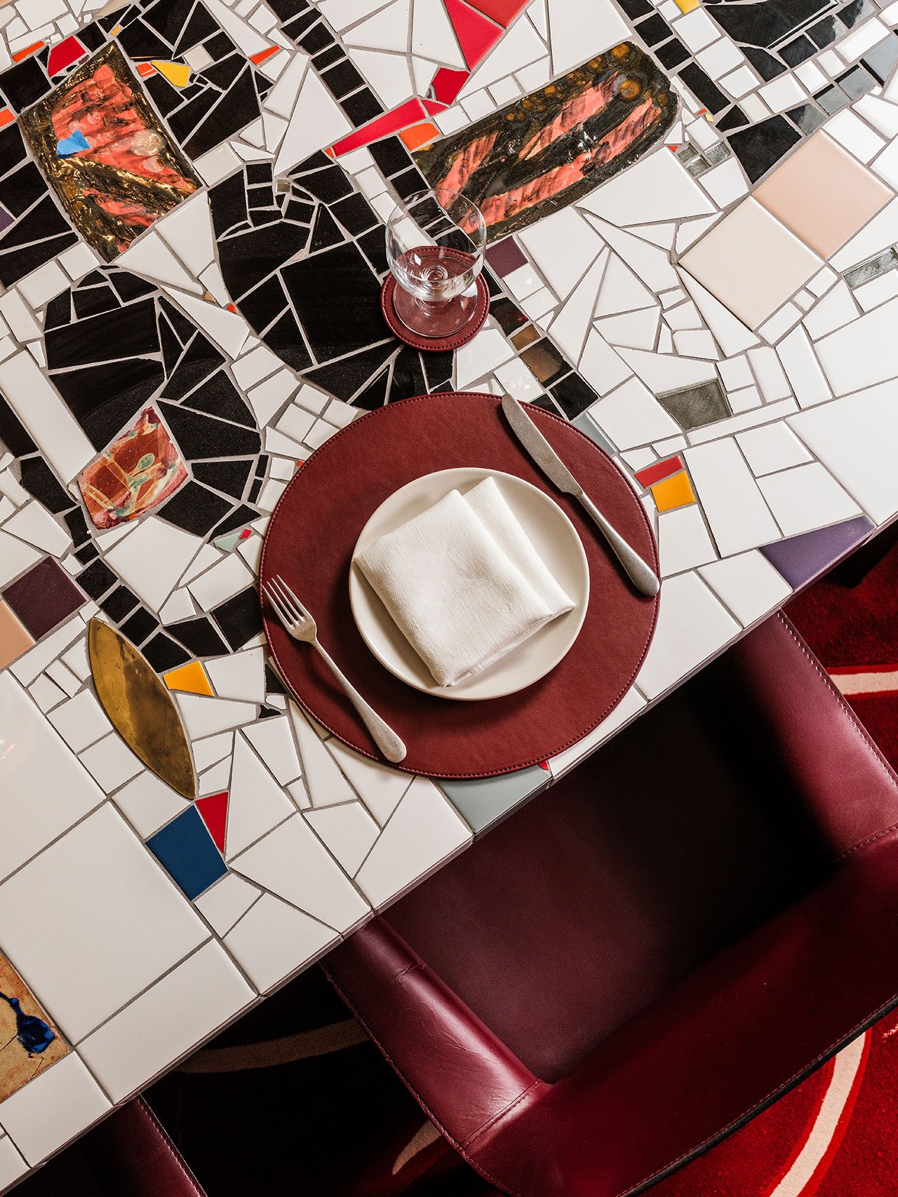 Custom table and rug by Rashid Johnson.
Photography by Dave Watts.