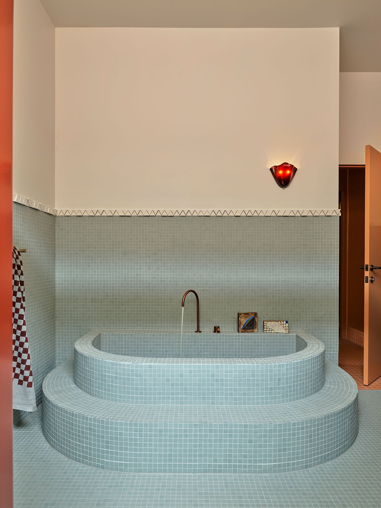 Bath designed by YSG Studio; 'Vera Sconce' by In Common With.
Photography by Anson Smart.