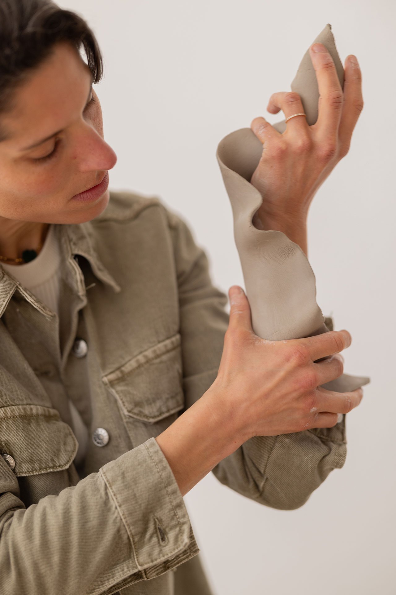 Ceramic artwork by Studio Ēeme © Marie-Laure Davy.