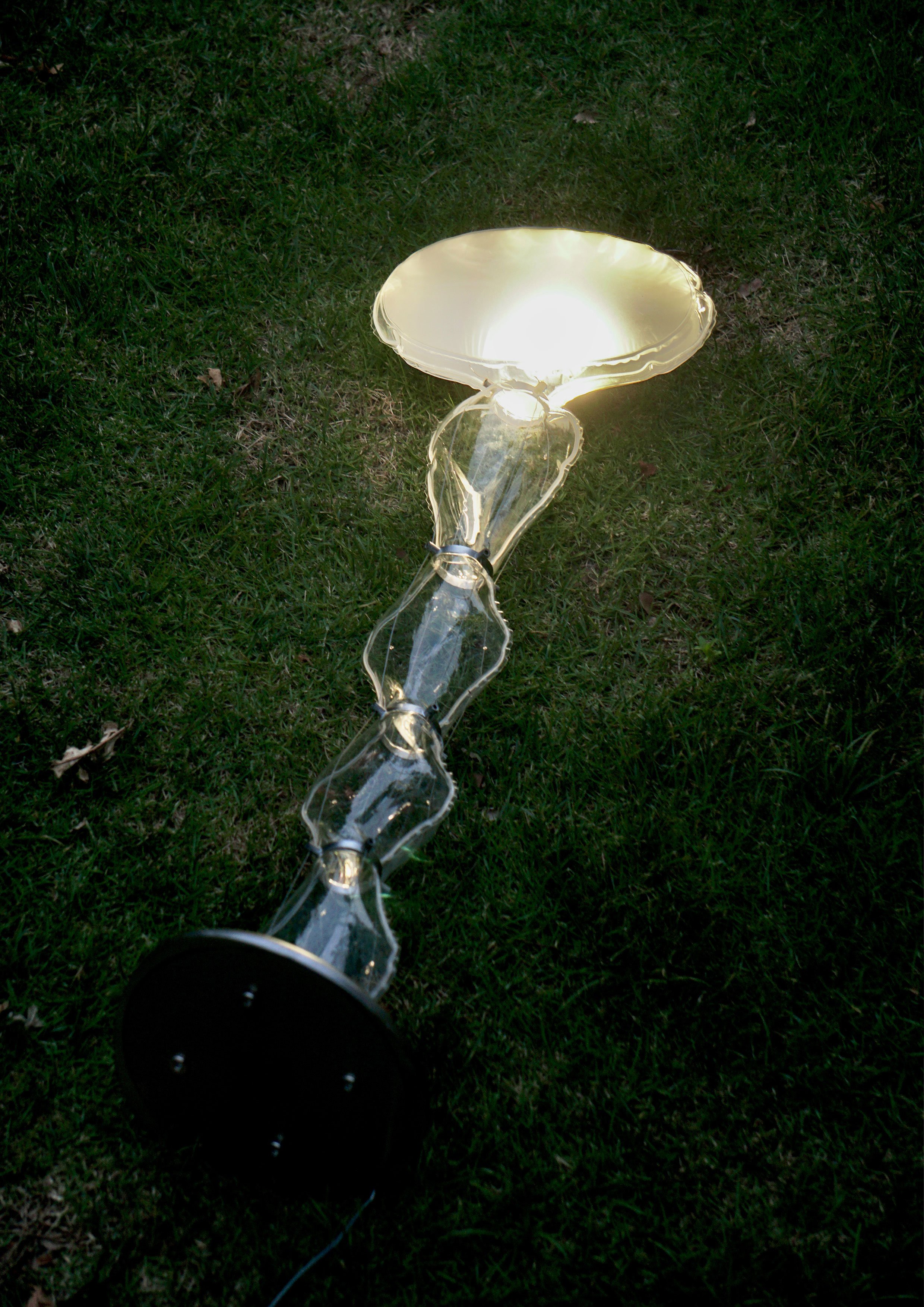 Bubble Lamp by Studio Ololoo.Photo © Studio Ololoo.Greenhouse Exhibitor (SFF2025).