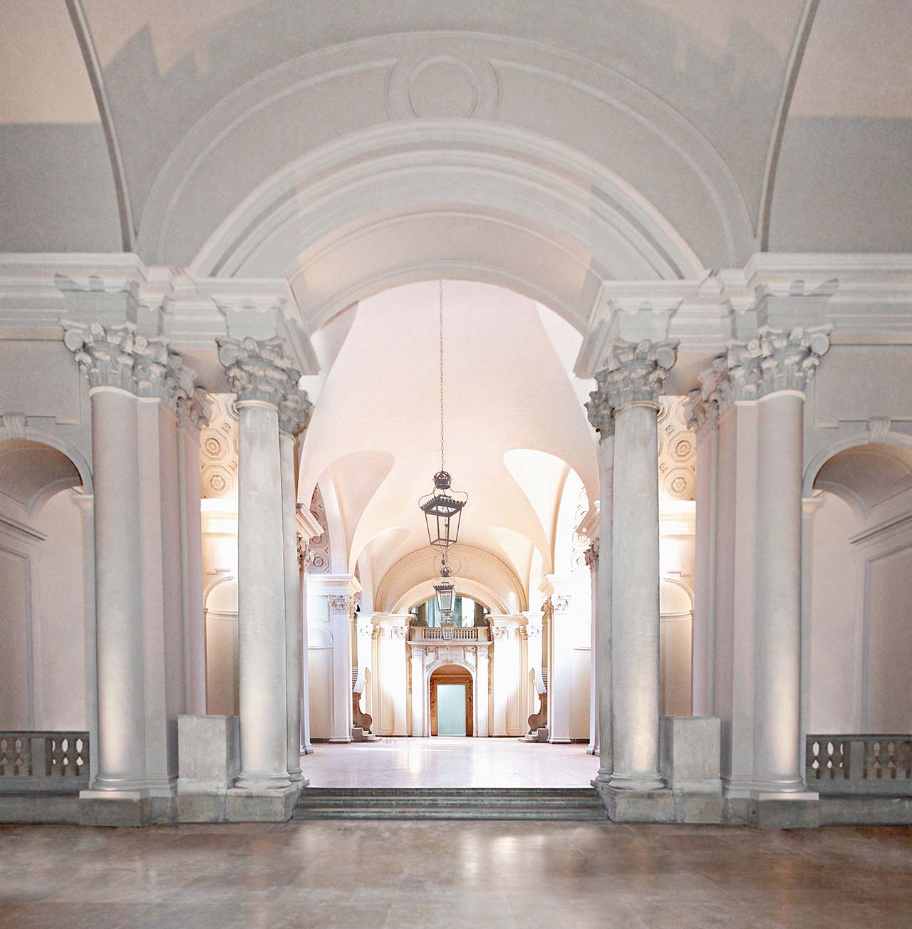 Τhe Great Hall at Hessisches Landesmuseum Darmstadt.