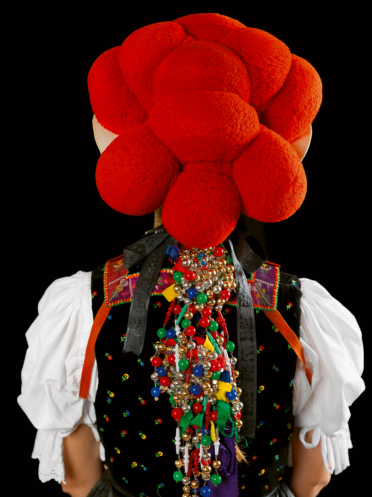 Gutachtaler Tracht
Black Forest, Gutachttal
Photo by Gregor Hohenberg
from 'Traditional Couture'
© Gestalten 2015.