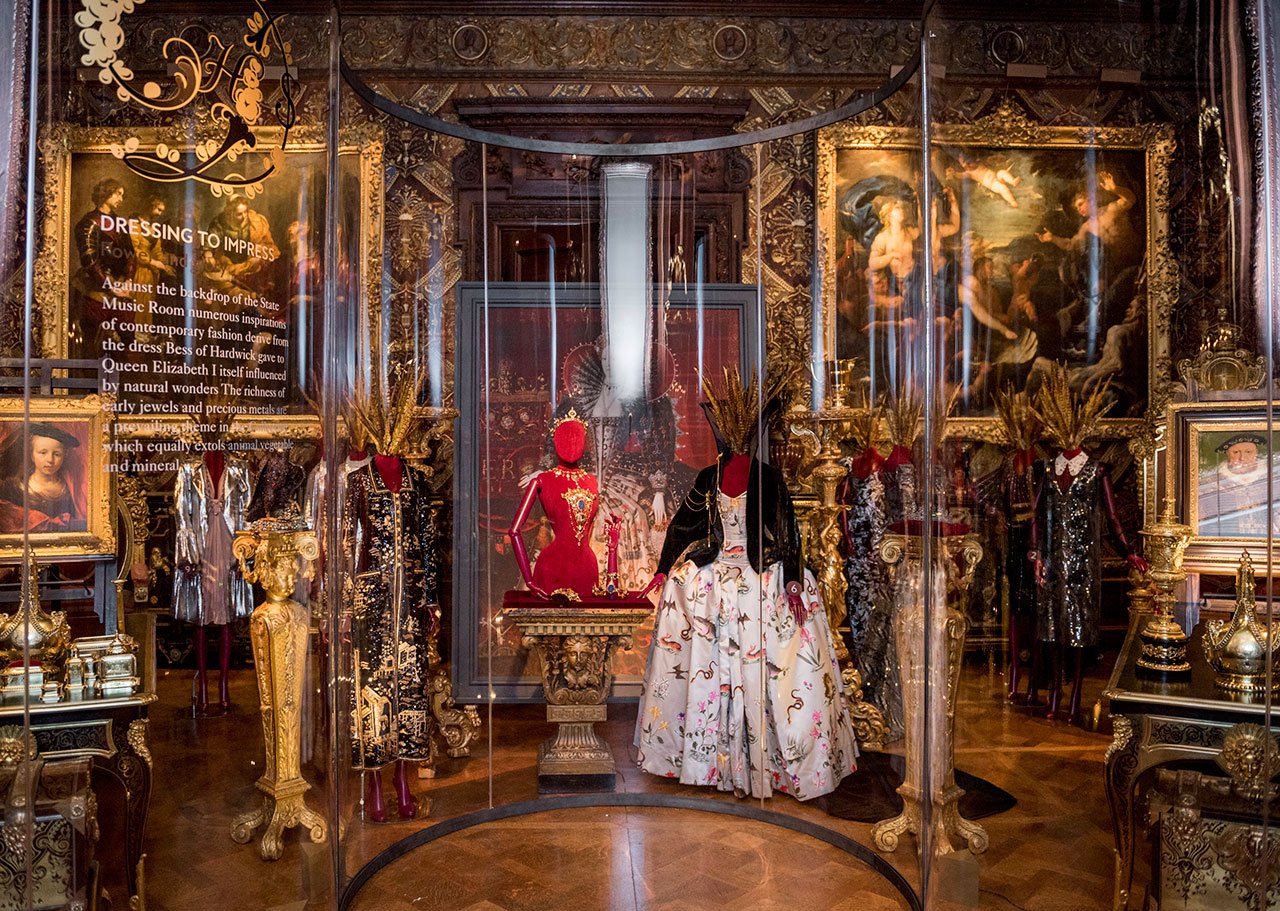 House Style Five Centuries Of Fashion At Chatsworth Curated