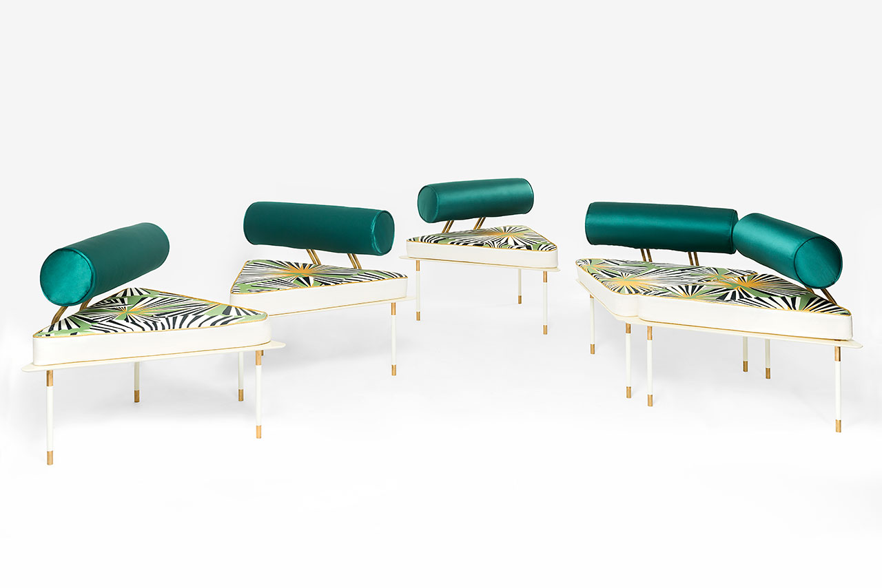 Derek Castiglioni, Aquiloni Collection, Sofa. With Seatback: 96 x 90 x 70 cm. Without Seatback: 96 x 84 x 40 cm.