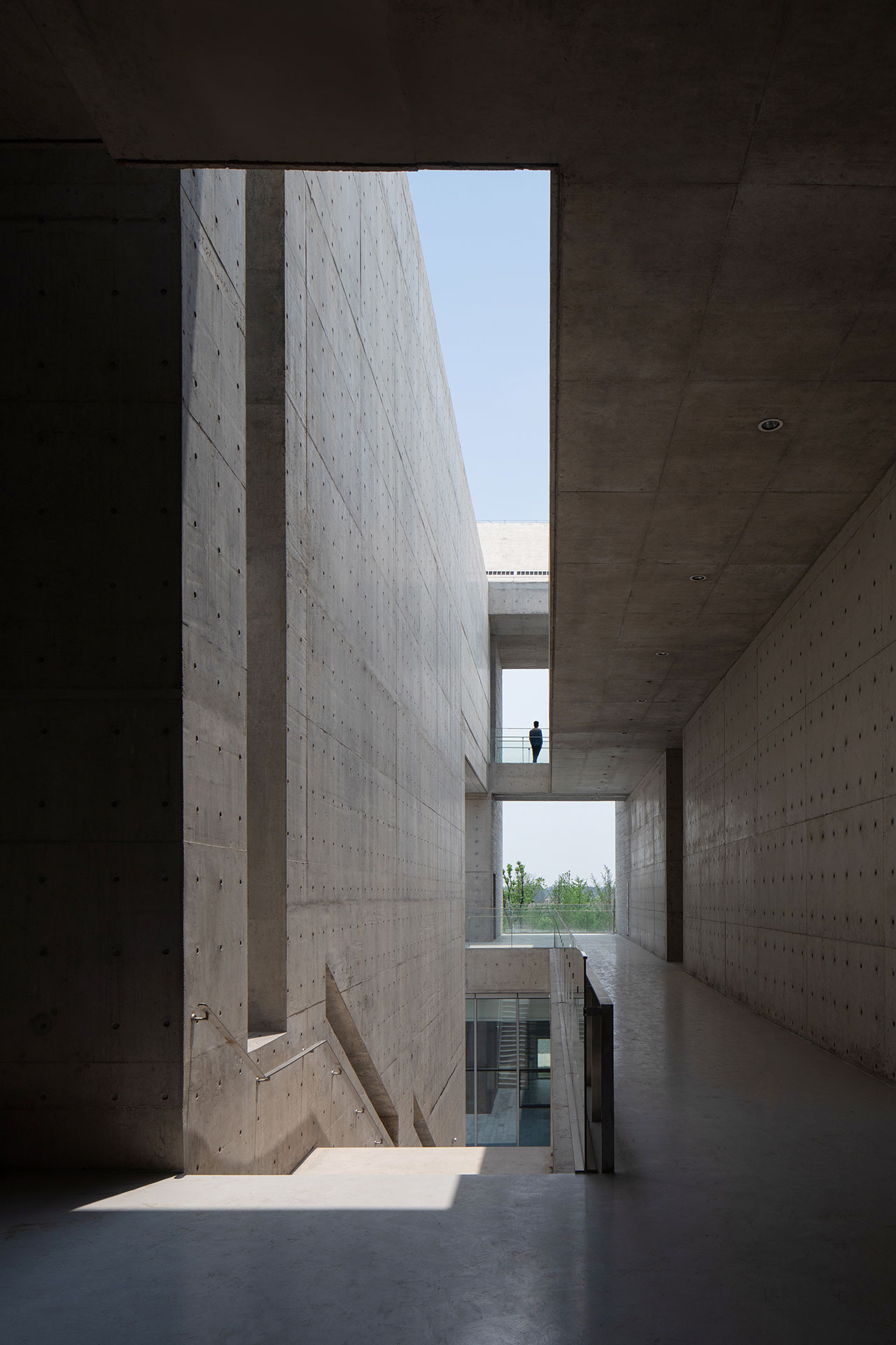 Shou County Culture and Art Center by Studio Zhu-Pei.
Photography by Schran Images, courtesy of Studio Zhu-Pei.