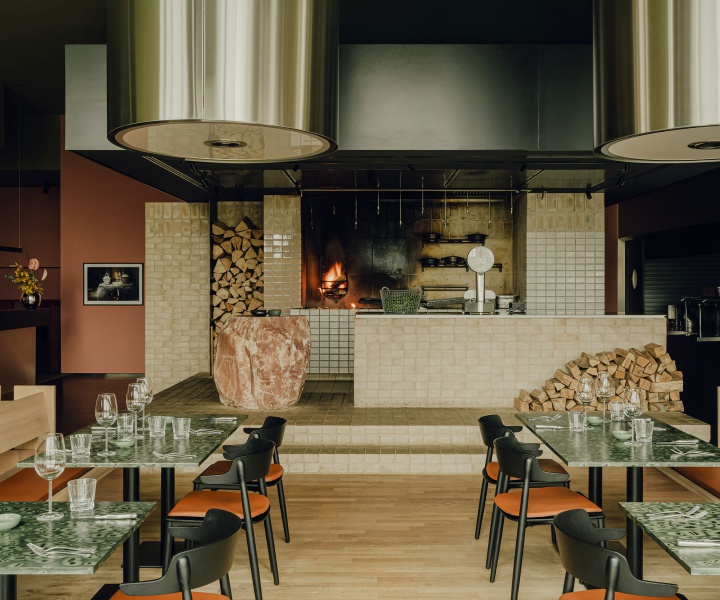 Fire & Salt: Ester Bruzkus Architekten’s Innovative Redesign of Wolfsburg’s Beef Club Restaurant