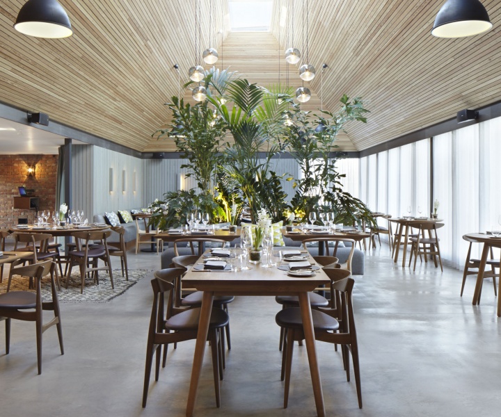 The Woodspeen Restaurant and Cookery School by Softroom